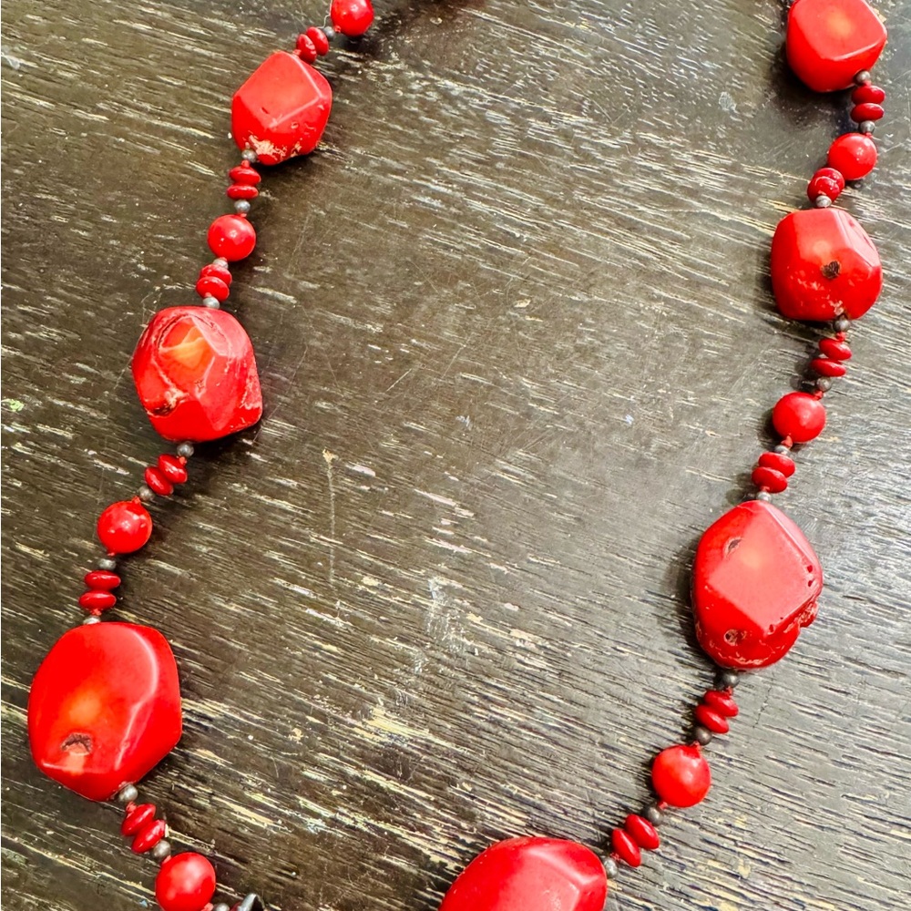 LUC Lucoral beaded coral and 925 Sterling silver necklace!